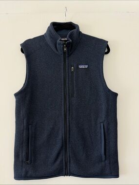 Patagonia Men's Navy Fleece Vest with Zip Chest Pocket